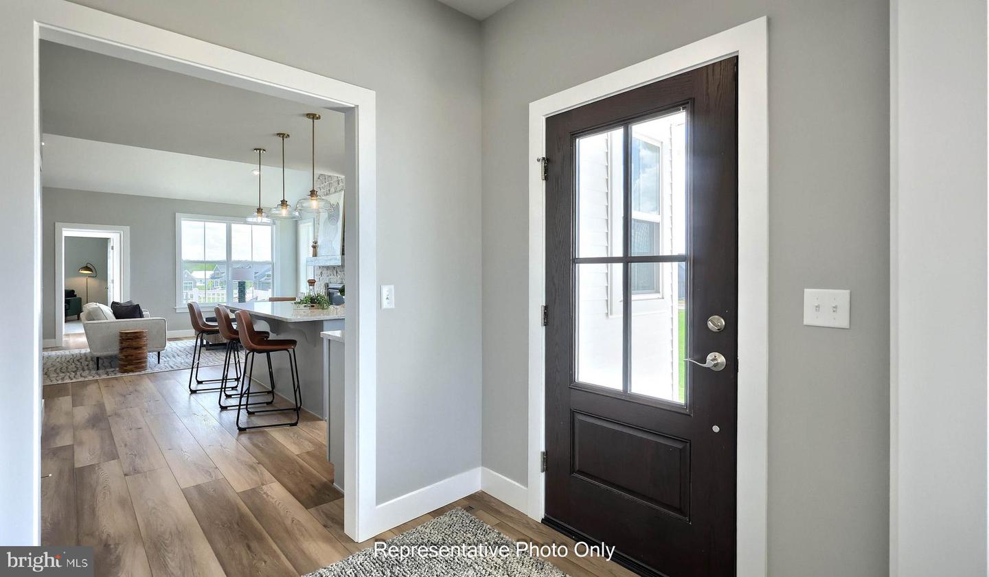 524 Stone Gate Blvd Property Photo 3