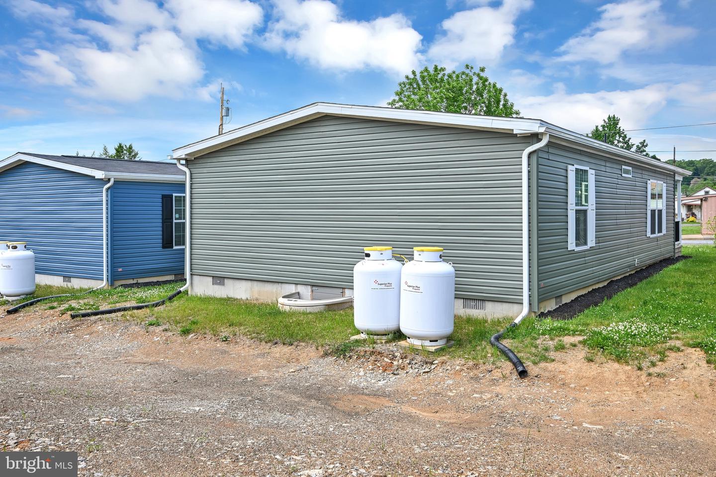2110 Scull St Property Photo 23