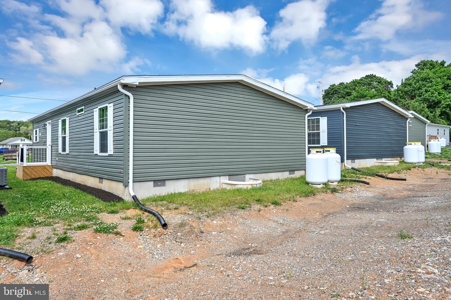 2110 Scull St Property Photo 25