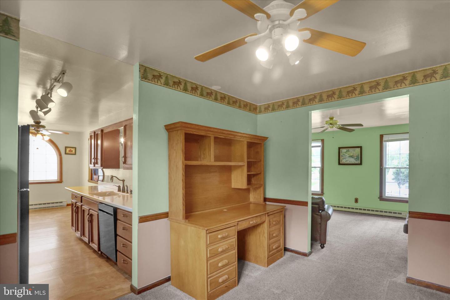 6 Cherry Ln Property Photo 10