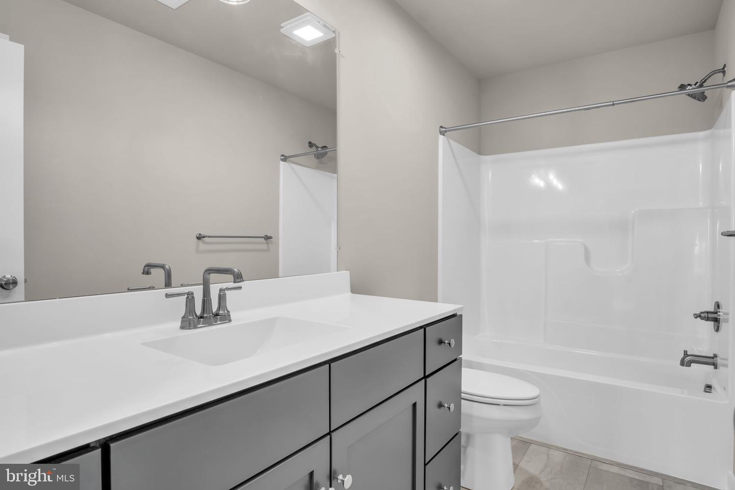 131 Alexandria Drive Property Photo 15