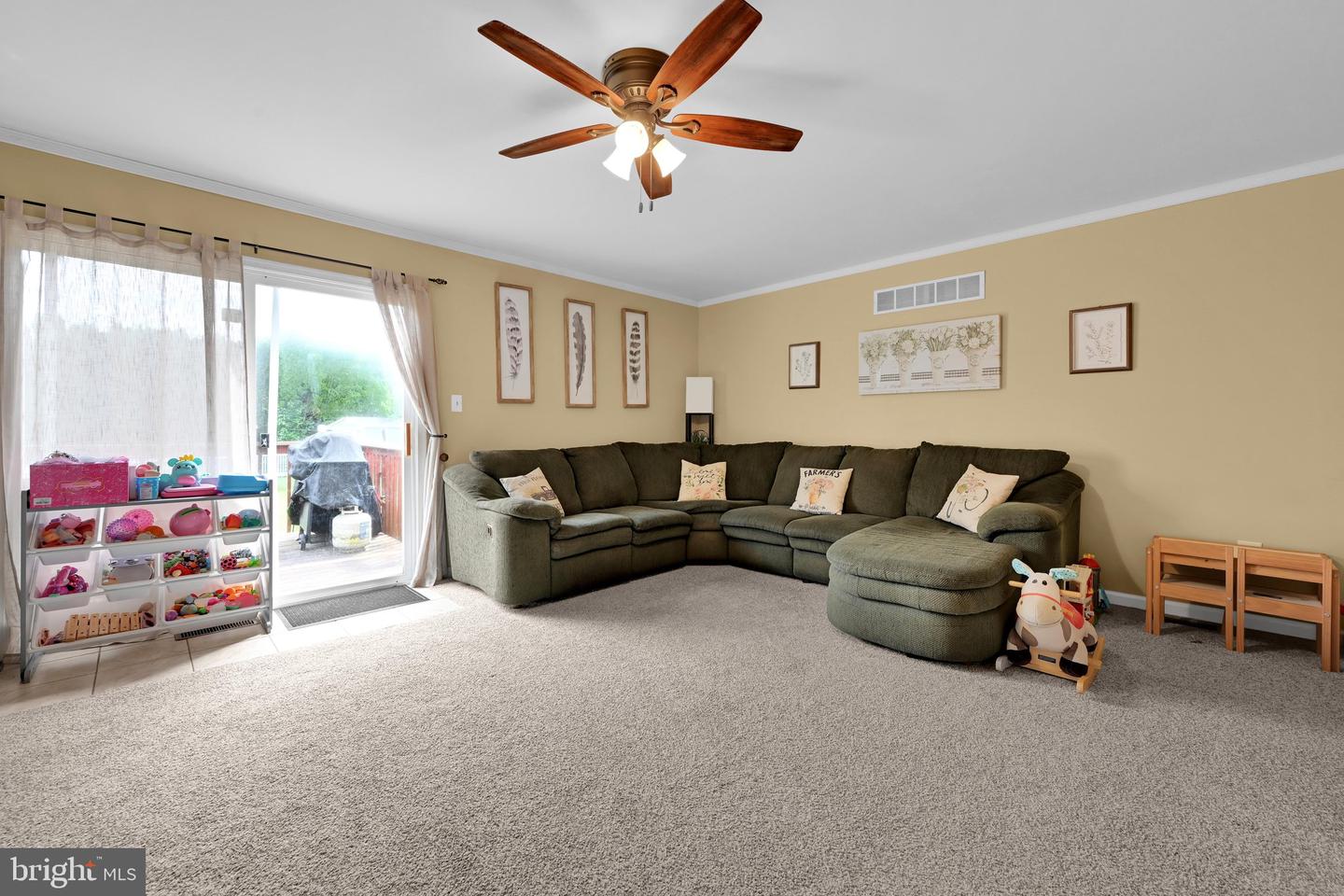 103 Peach Property Photo 5