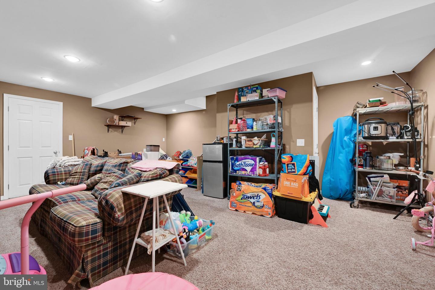 103 Peach Property Photo 25