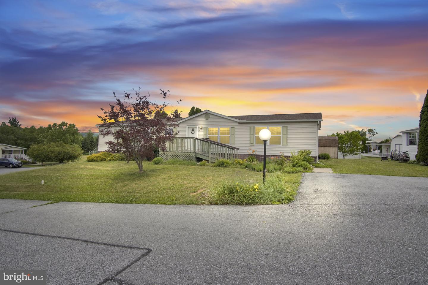 1 Pine St Property Photo 1