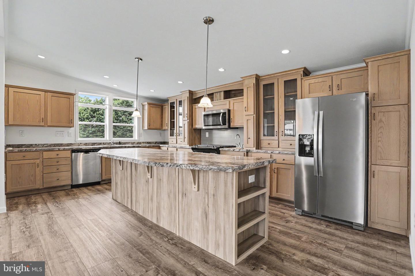 5 Evergreen Property Photo 10