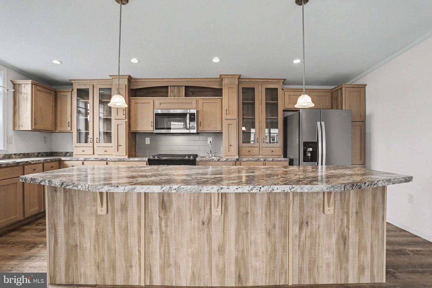 5 Evergreen Property Photo 11