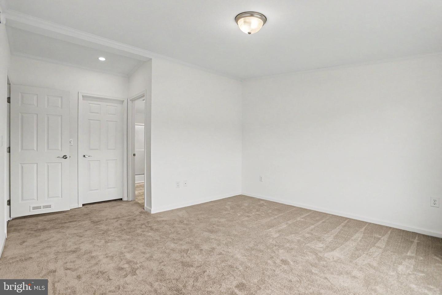 5 Evergreen Property Photo 20