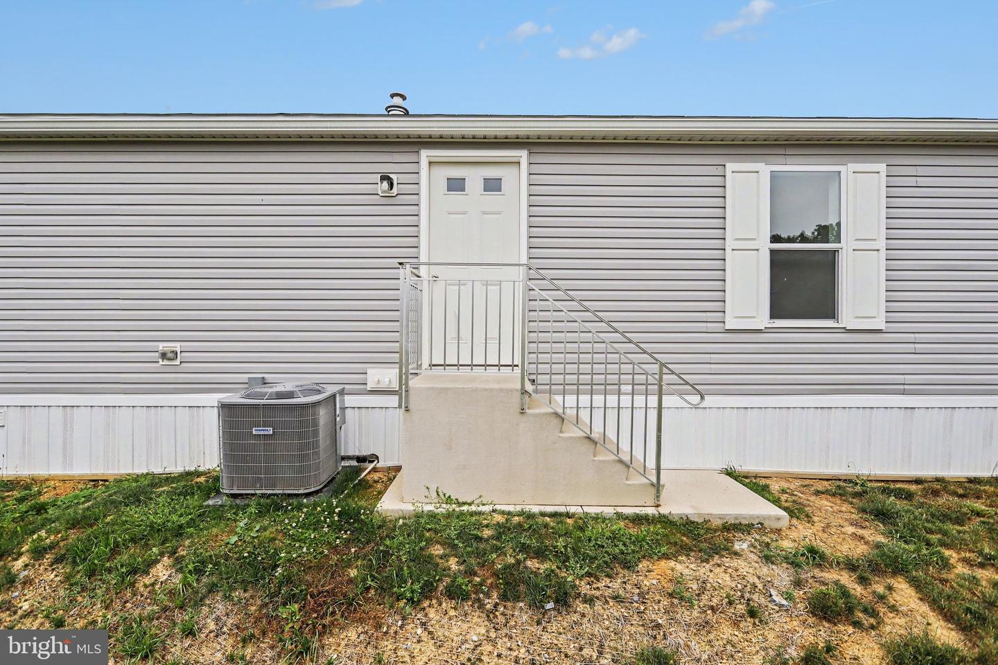 5 Evergreen Property Photo 24
