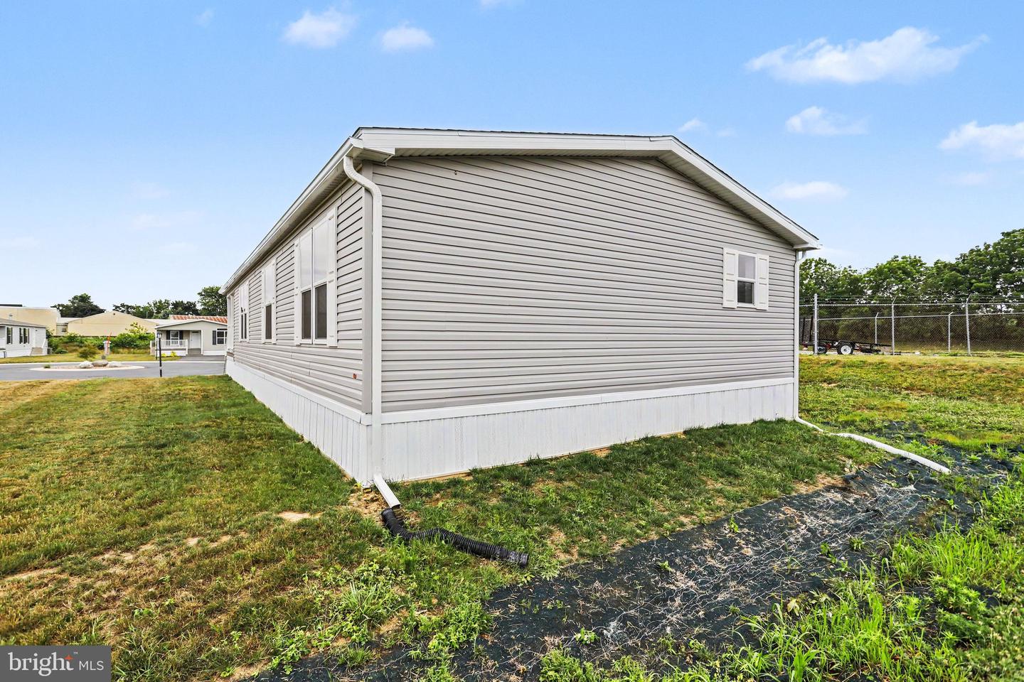 5 Evergreen Property Photo 26