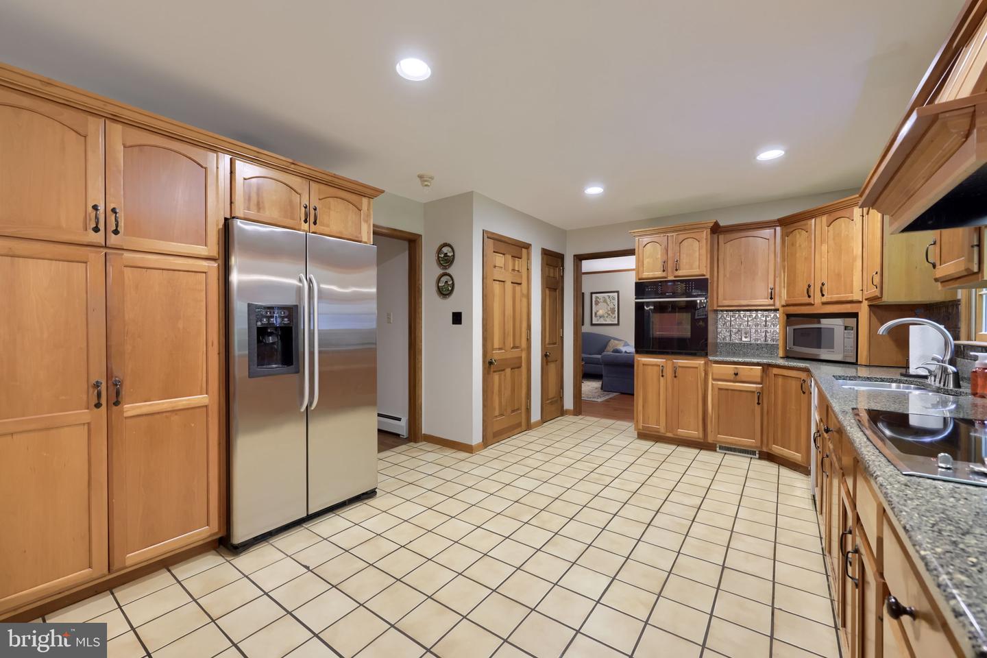 1231 Ash Ln Property Photo 30