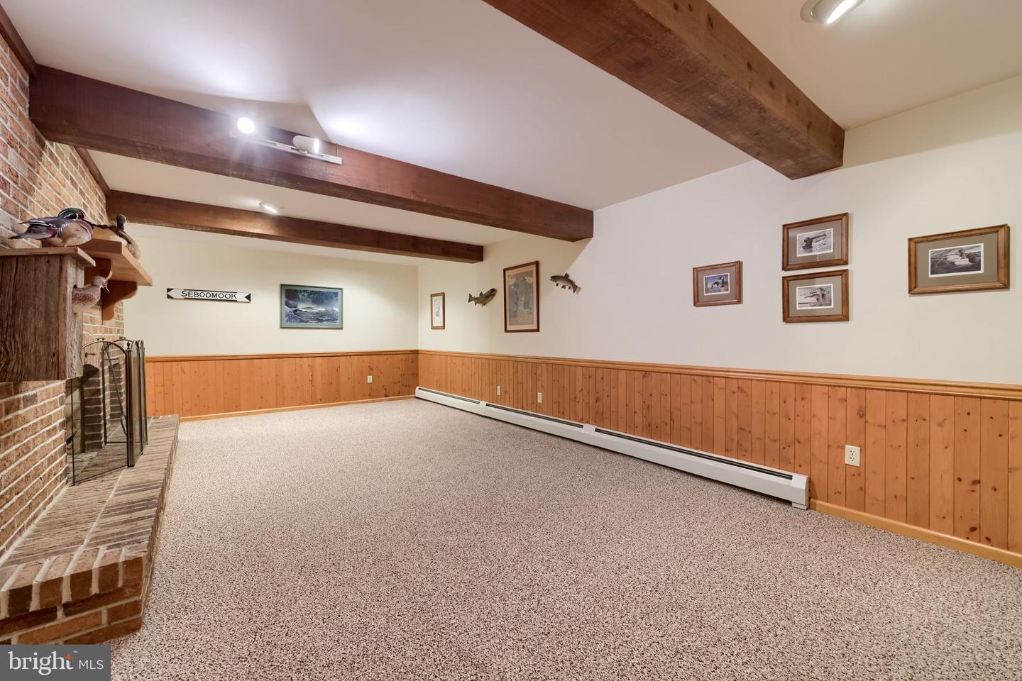 1231 Ash Ln Property Photo 59
