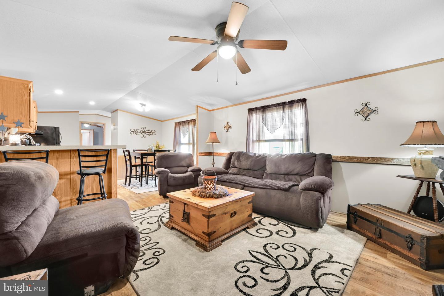 717 Palm City Park Property Photo 7