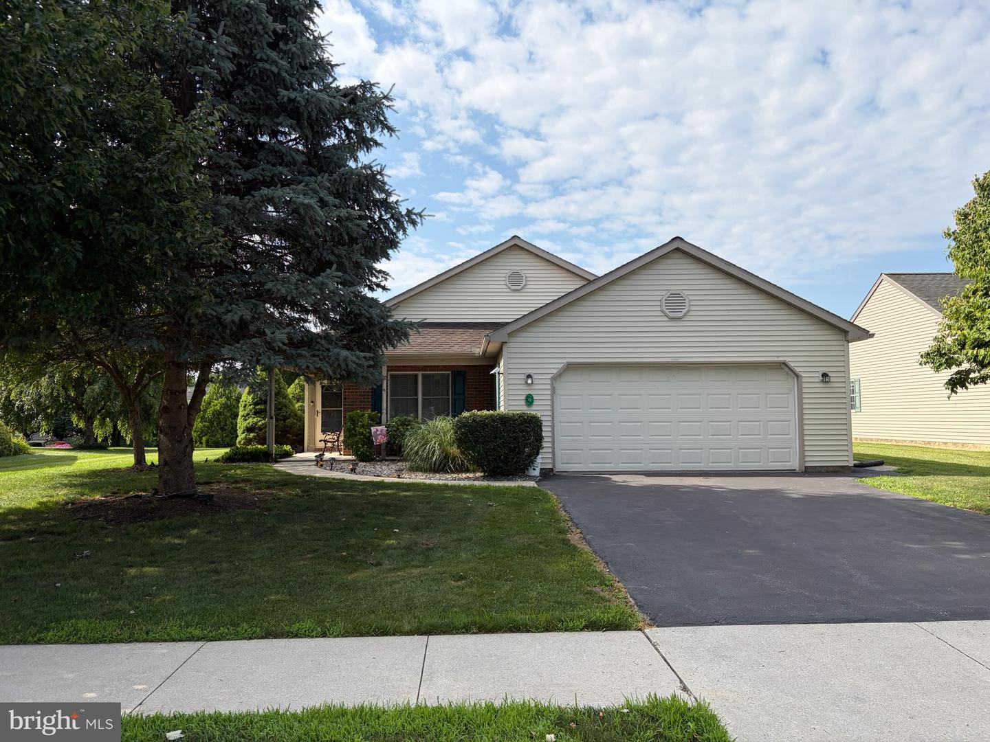 6 Rosemont Dr Property Photo 1
