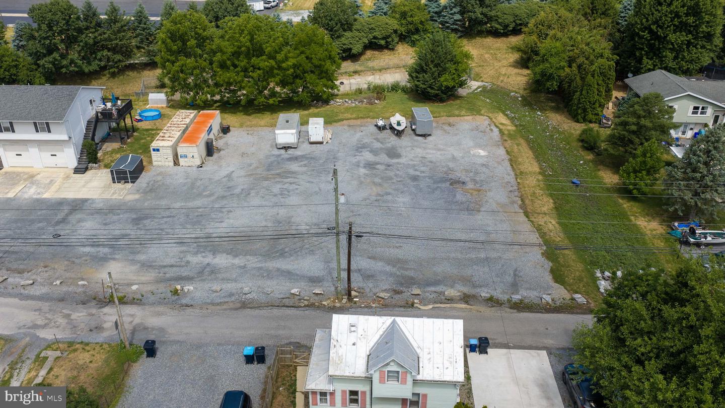 W North Ave Property Photo 1