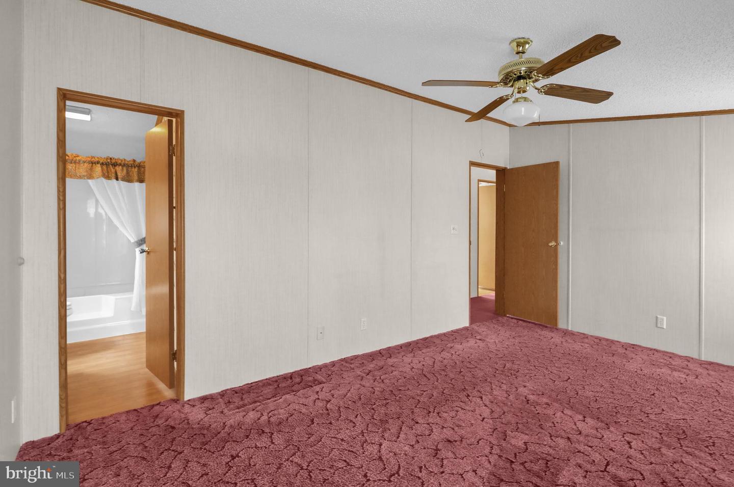 1300 E Kercher Ave #77 Property Photo 21