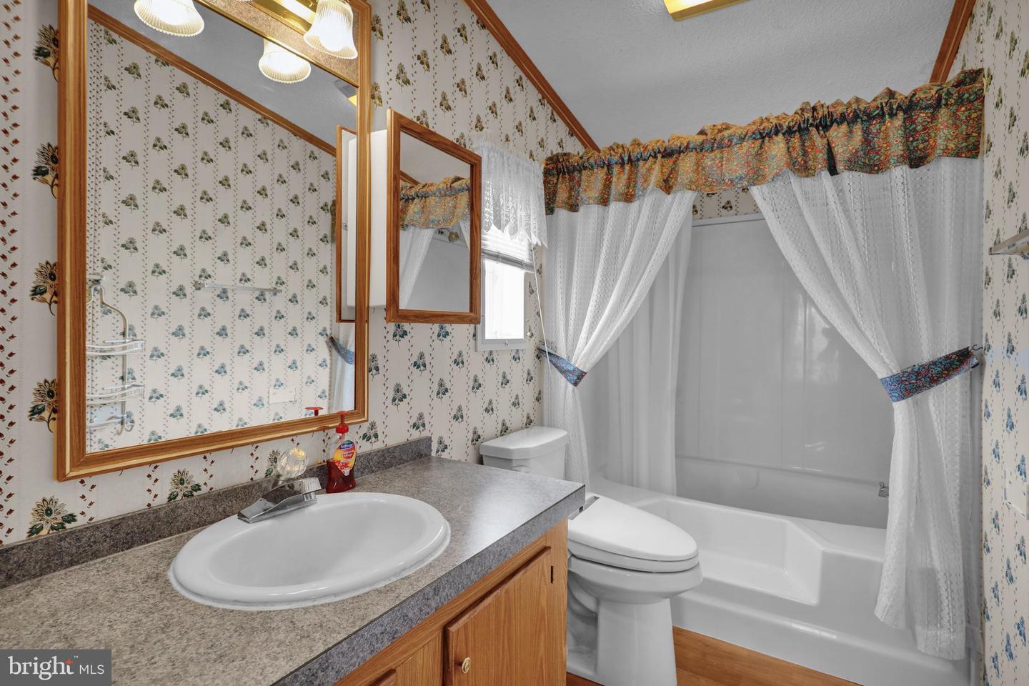 1300 E Kercher Ave #77 Property Photo 22