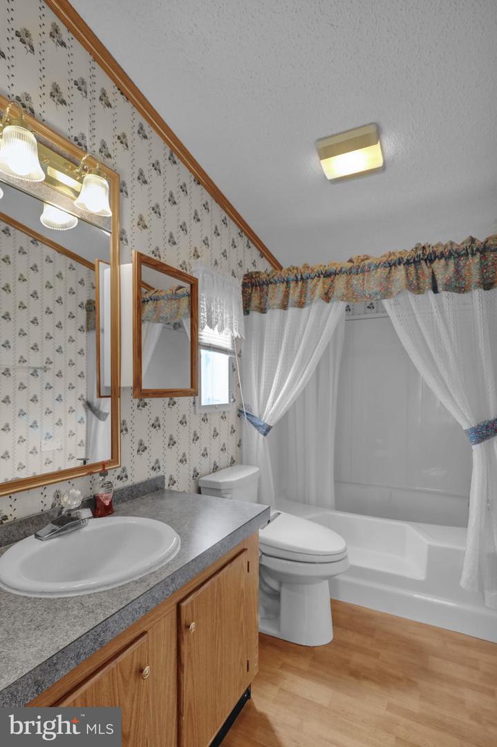 1300 E Kercher Ave #77 Property Photo 23