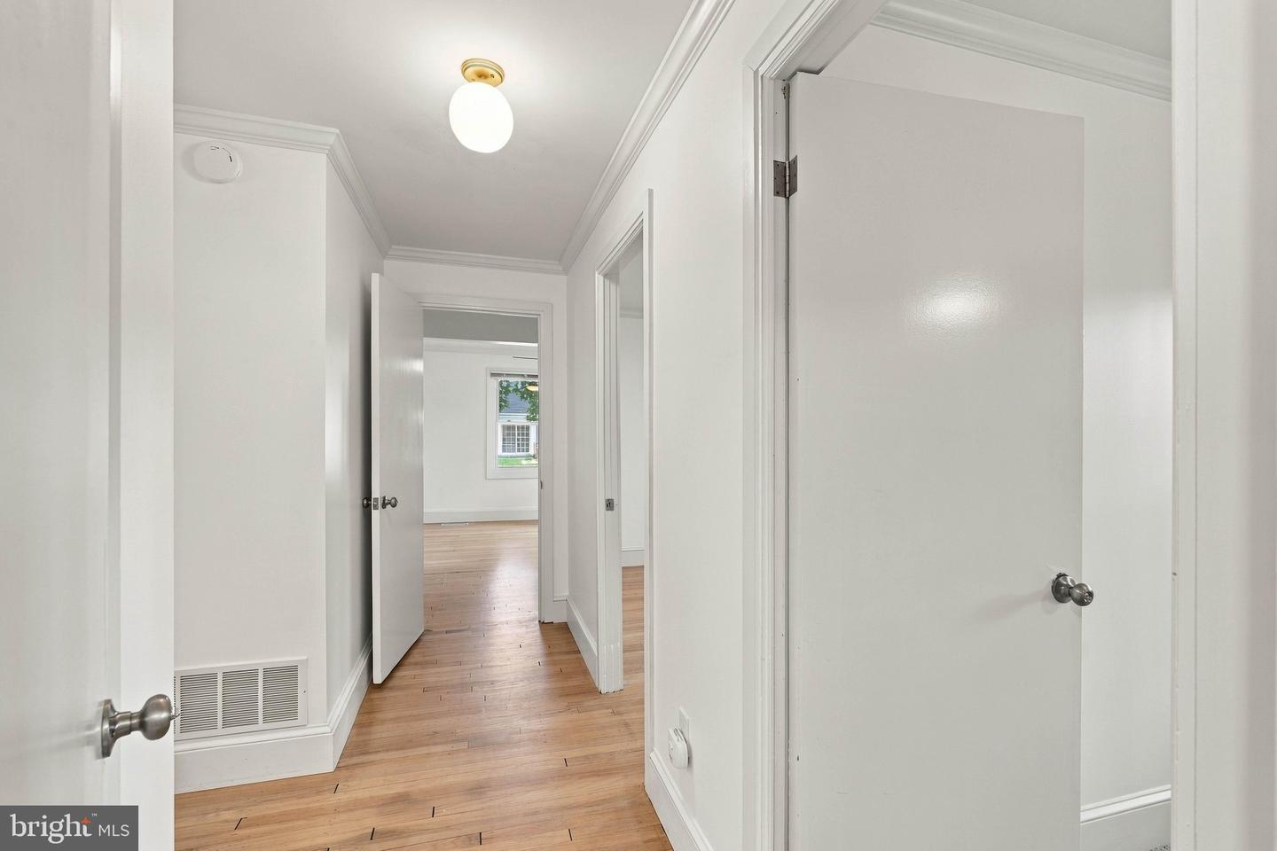 405 S Green St Property Photo 27