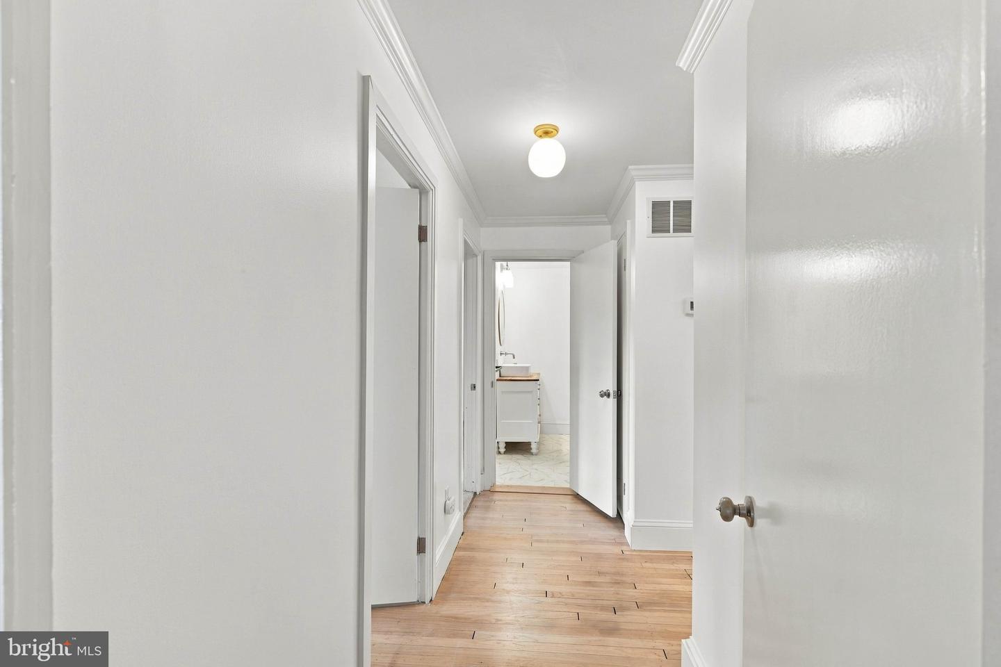 405 S Green St Property Photo 28