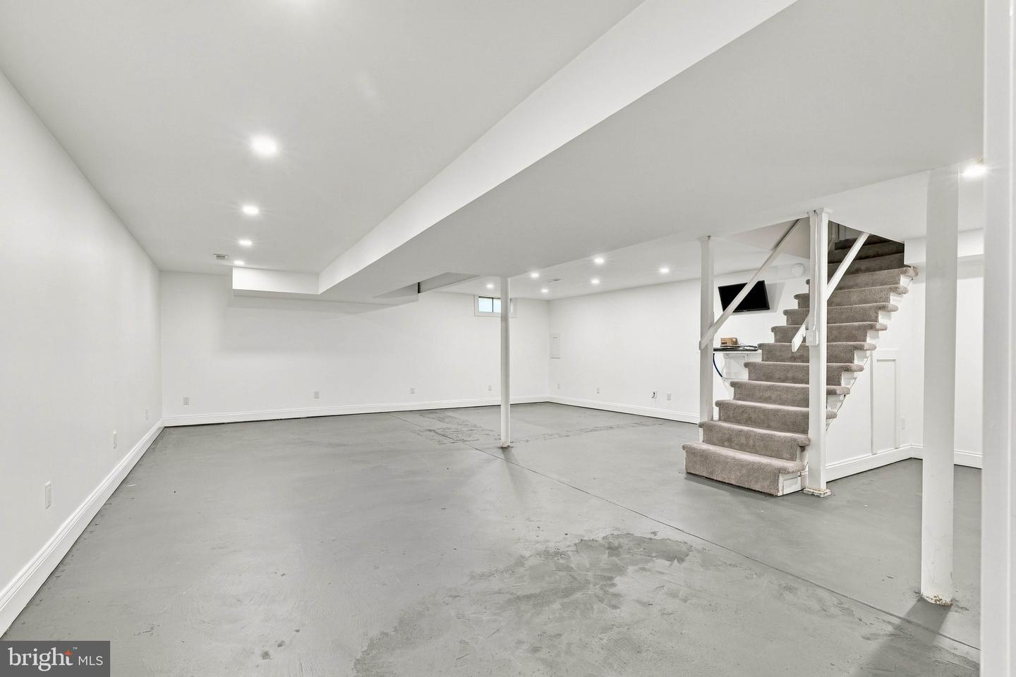 405 S Green St Property Photo 45