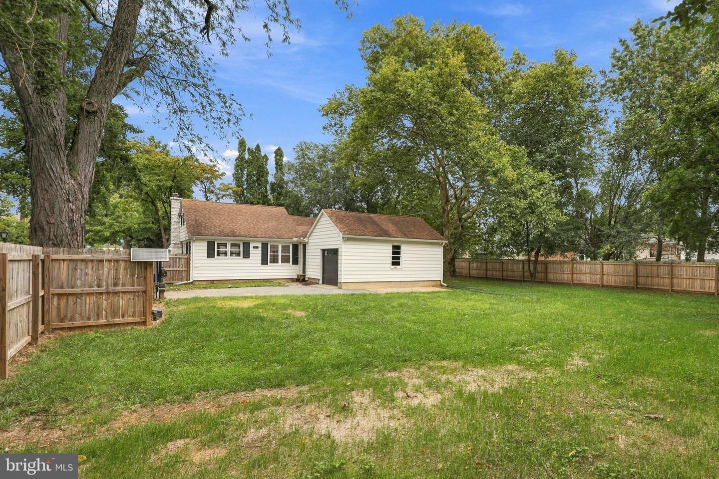 405 S Green St Property Photo 59