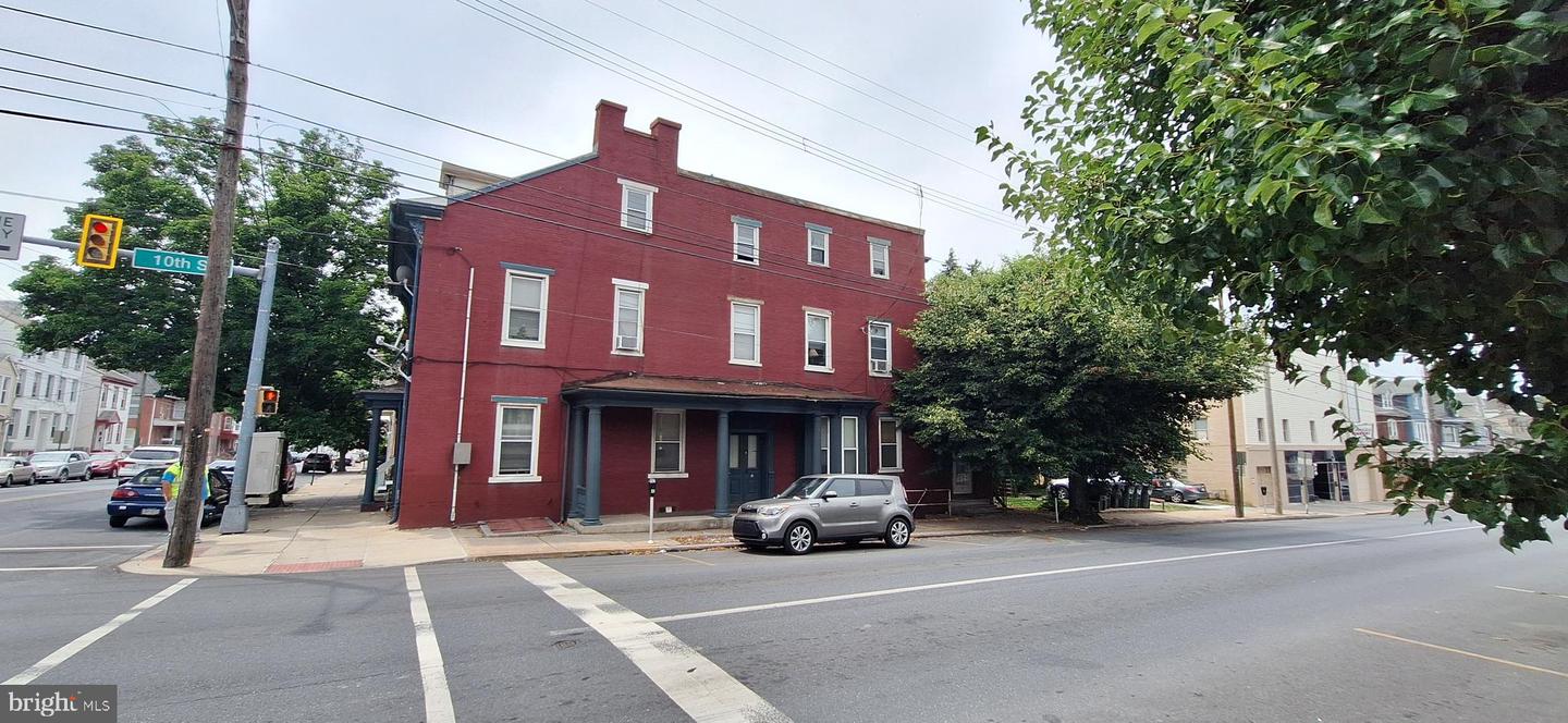 1001 Chestnut St Property Photo 1