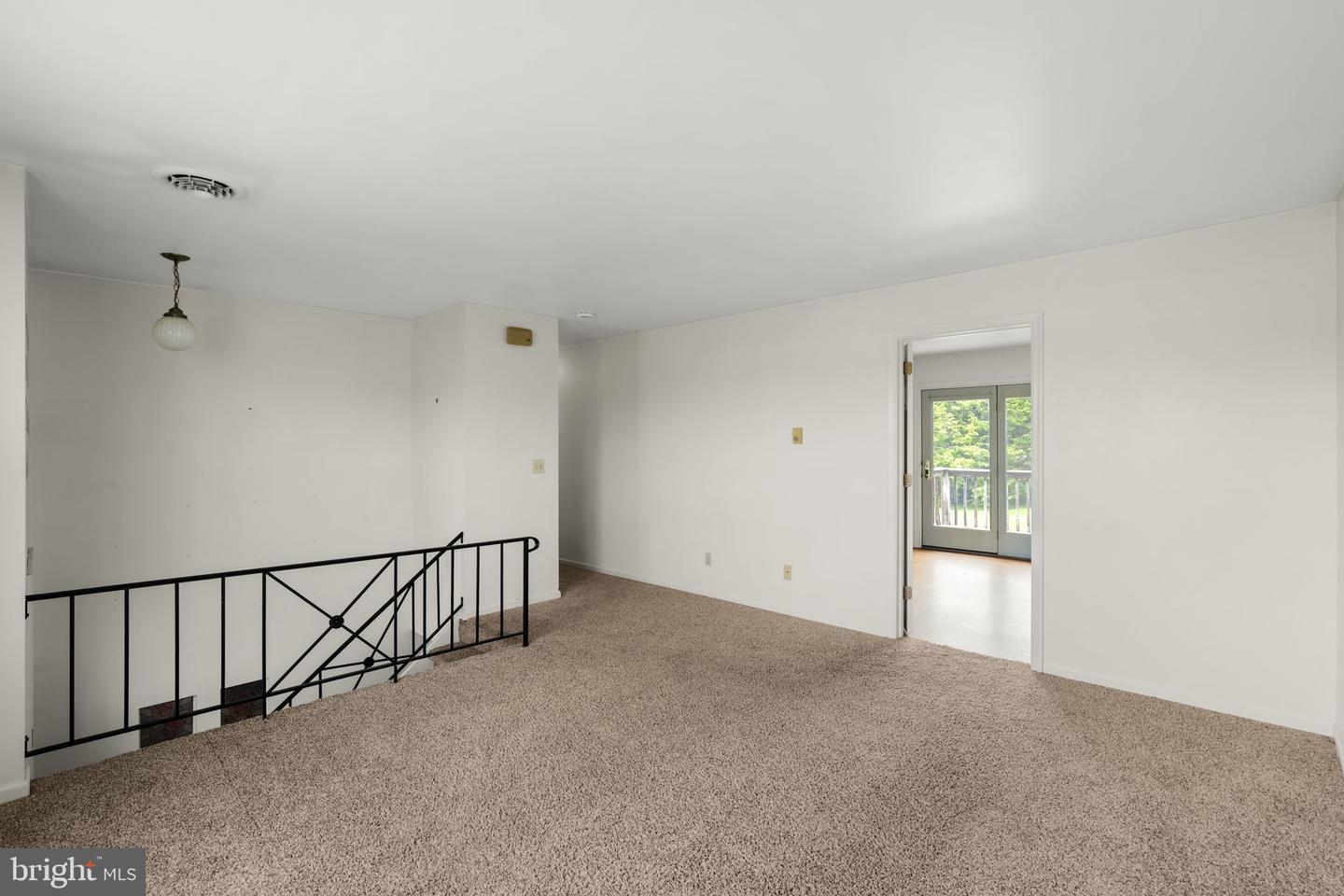 221 W Hamilton Ave Property Photo 14