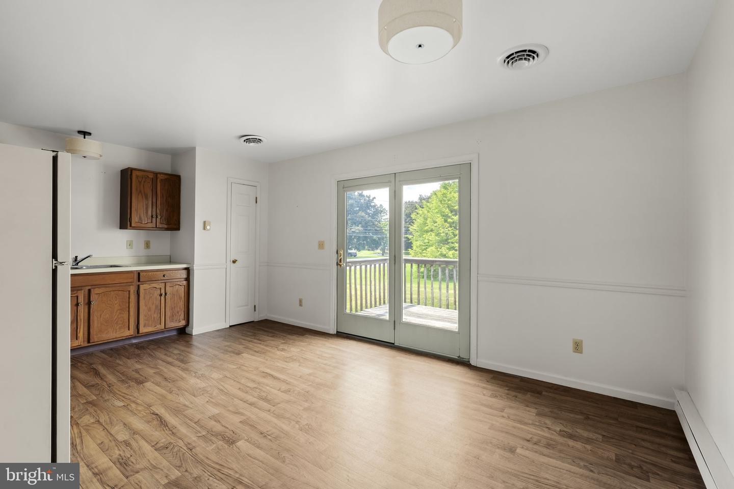 221 W Hamilton Ave Property Photo 15