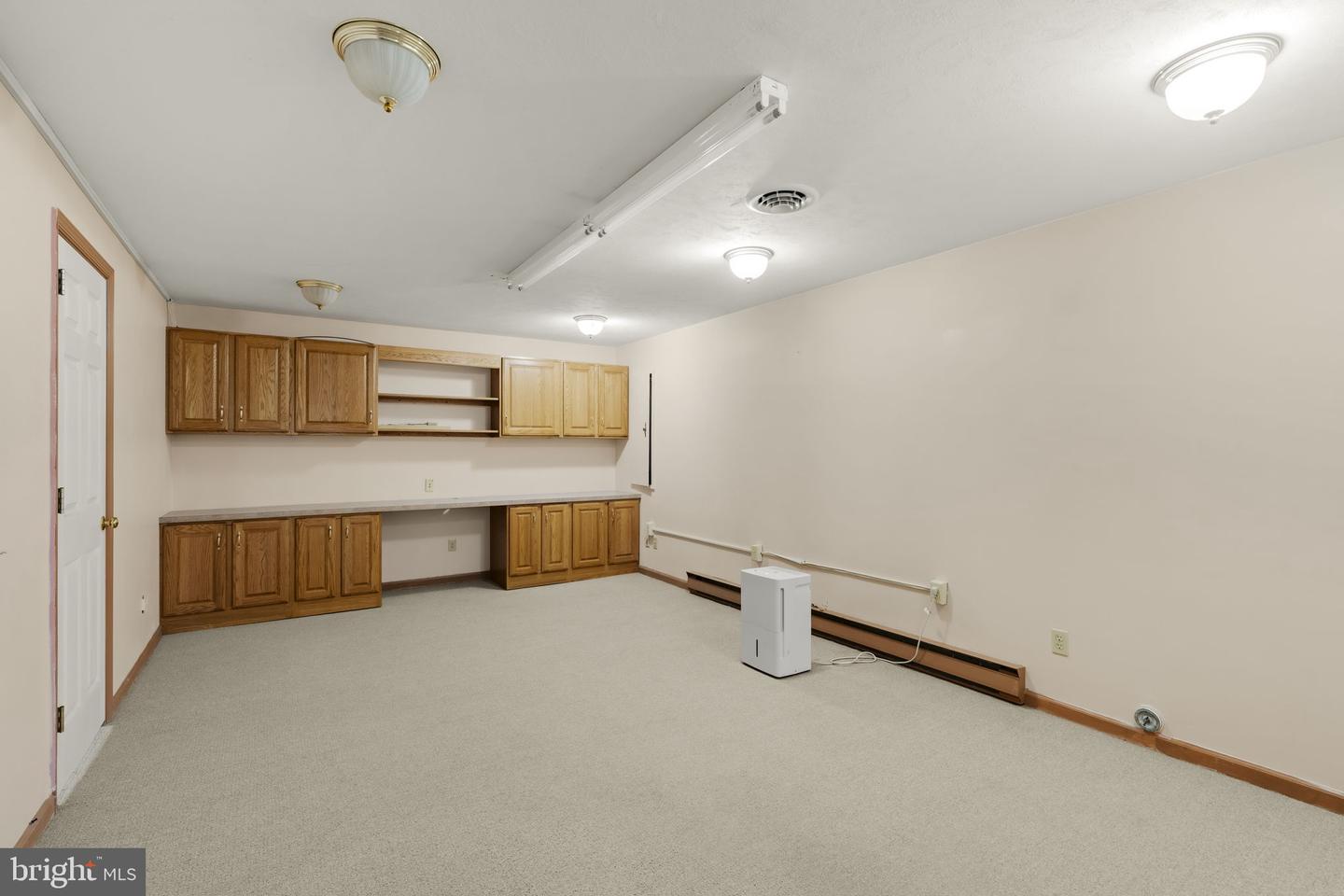 221 W Hamilton Ave Property Photo 30