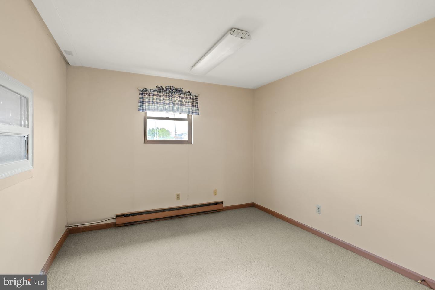 221 W Hamilton Ave Property Photo 36