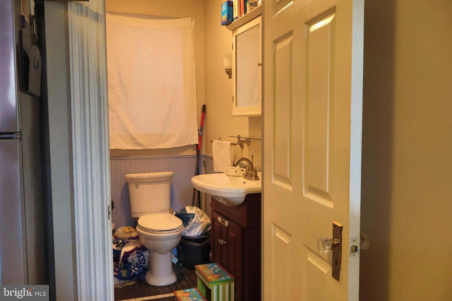 222 S 8th St Property Photo 10