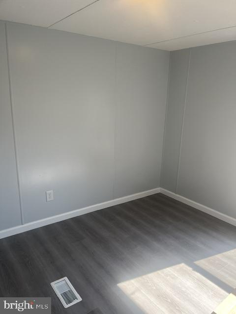 120 Palm City Park Property Photo 13