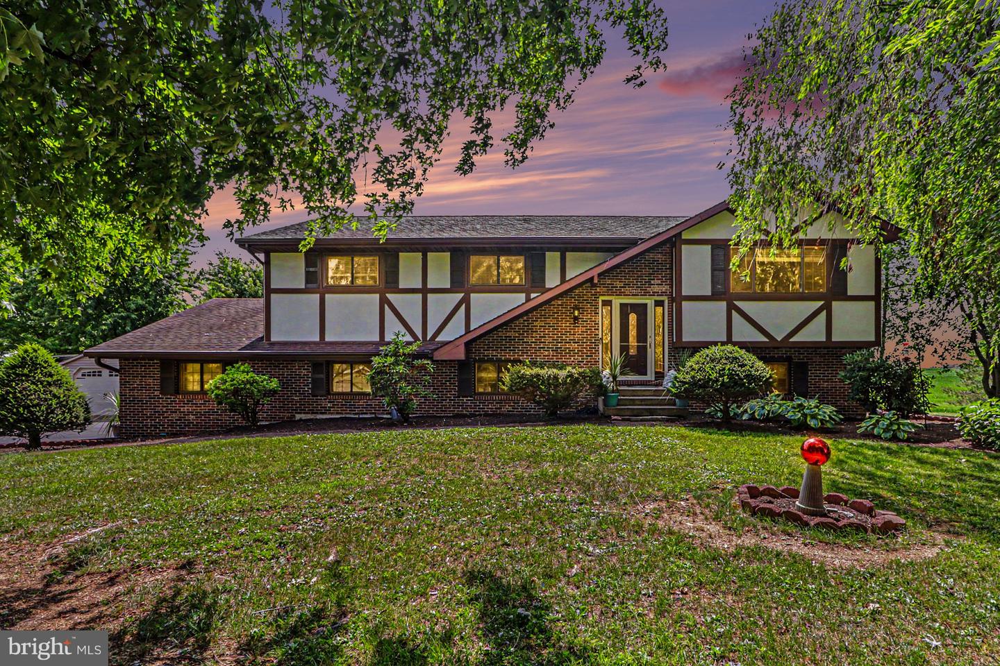 330 Colt Dr Property Photo 1