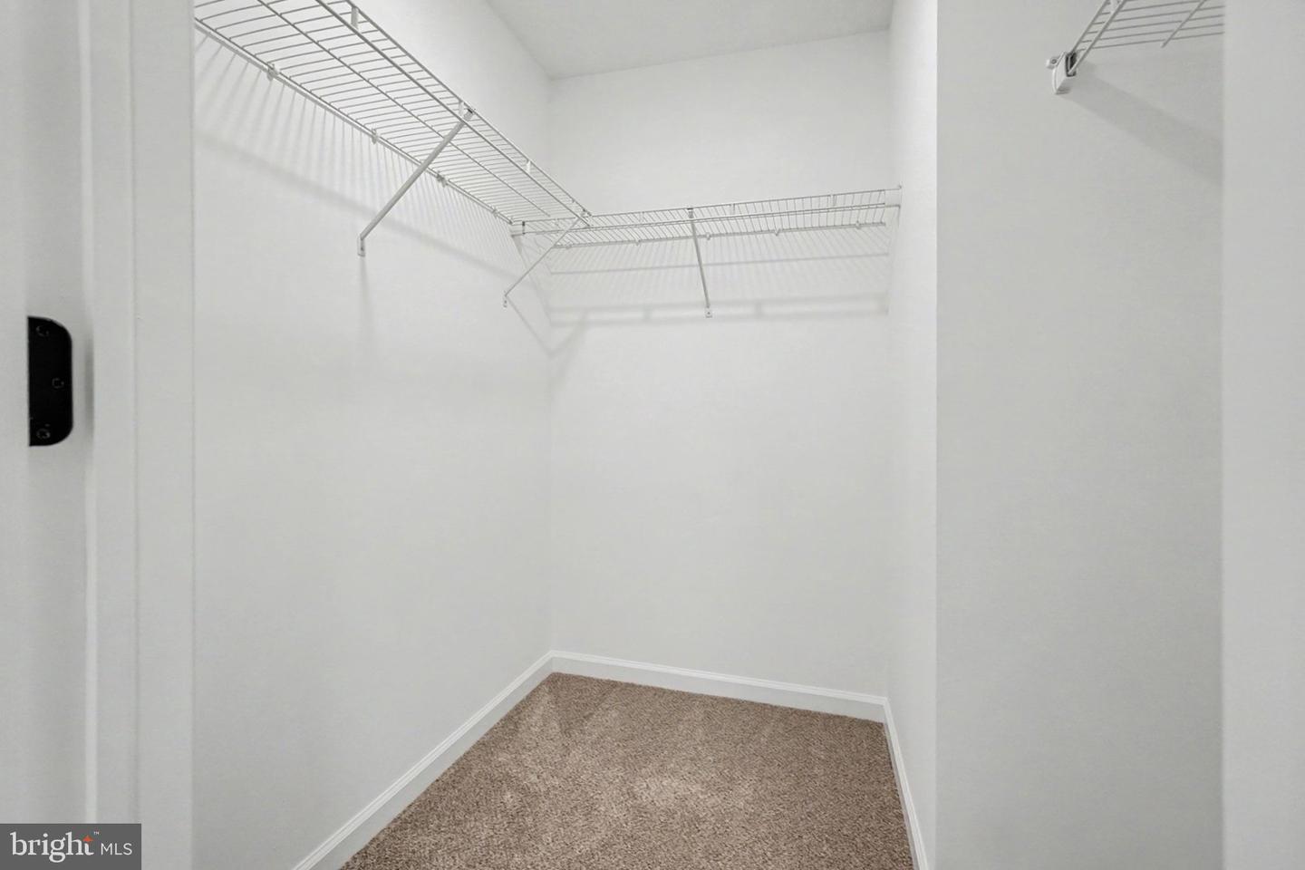 418 Elm St Property Photo 18
