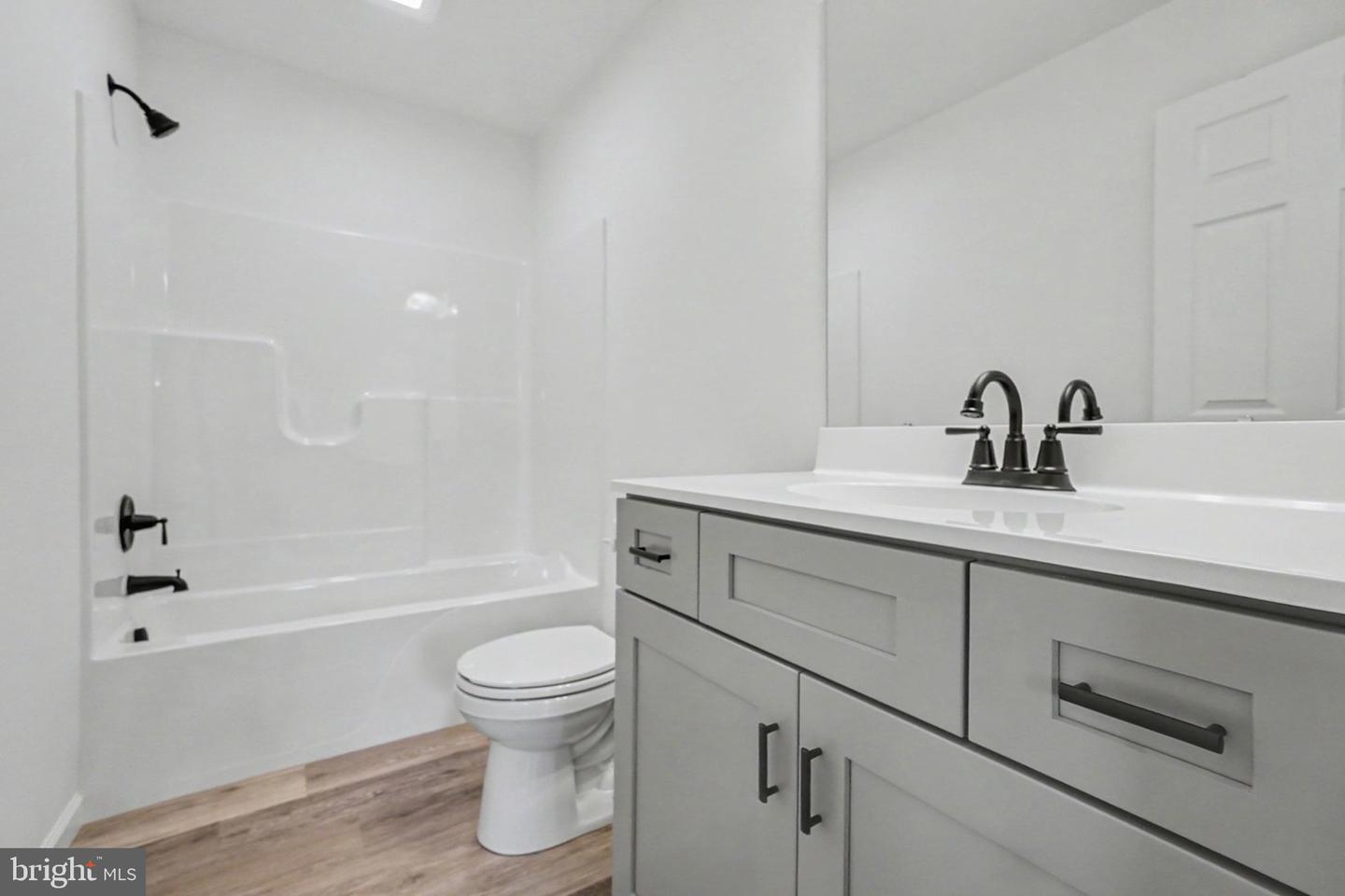 418 Elm St Property Photo 21