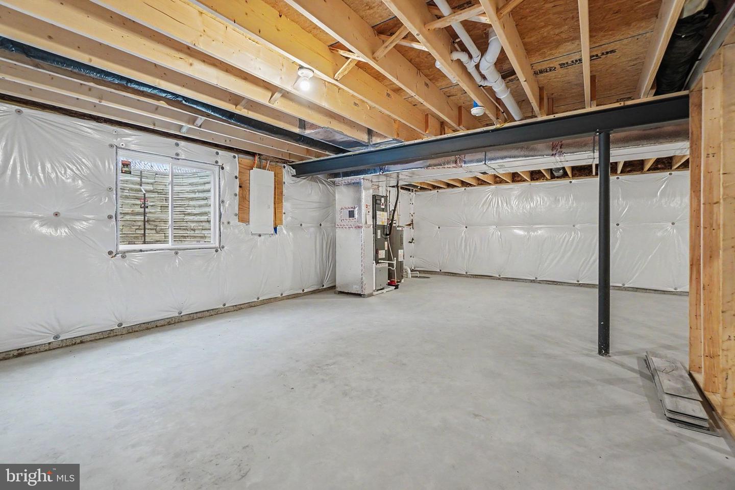 418 Elm St Property Photo 32