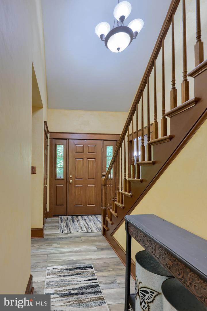 1701 Hickory Dr Property Photo 7