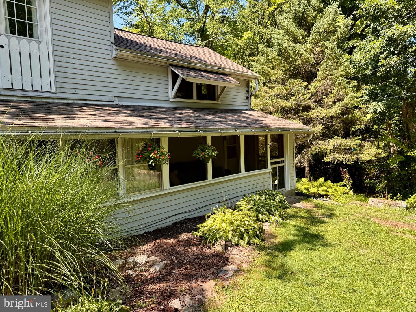 24 Aster Ln Property Photo 1