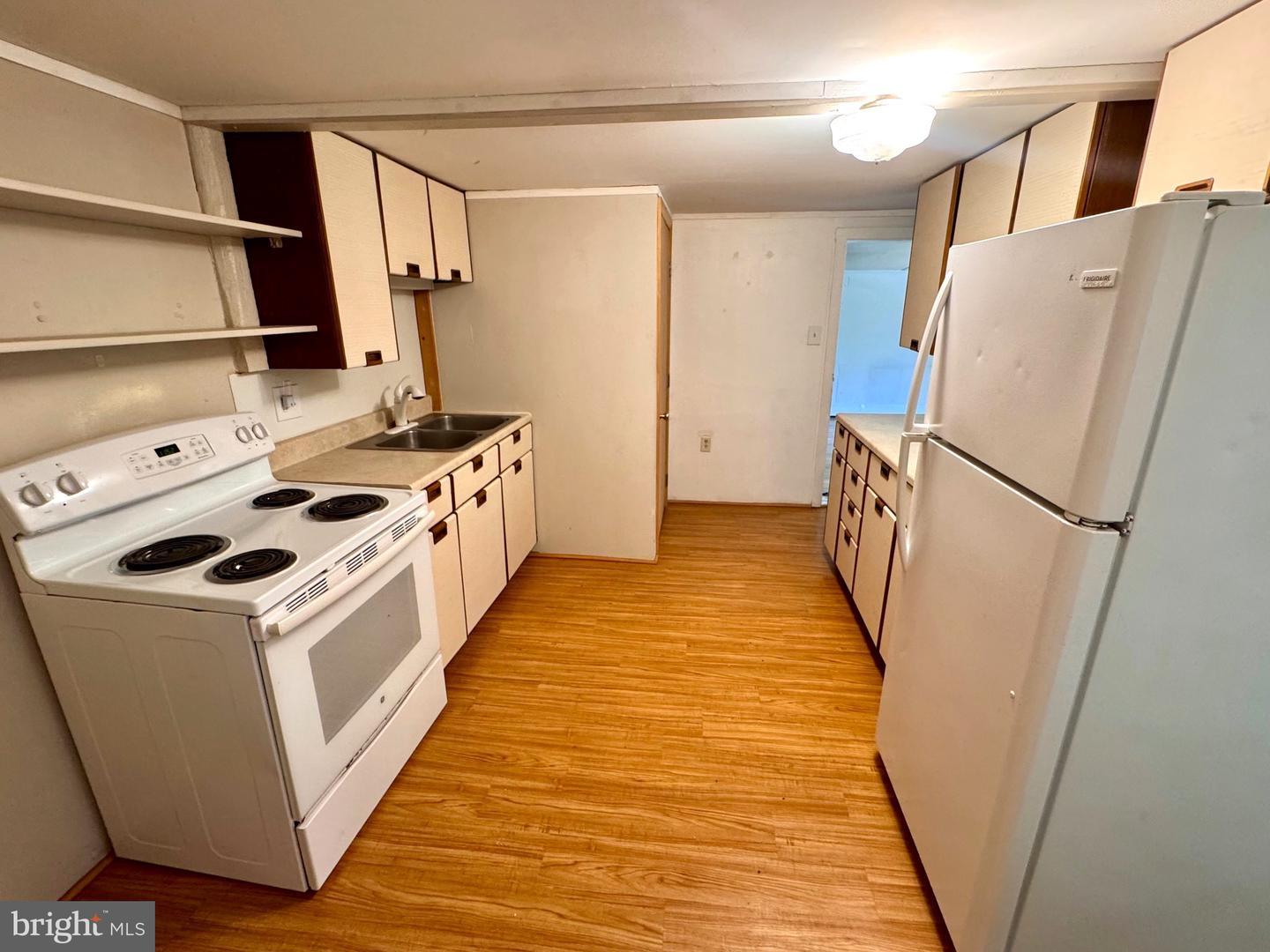 24 Aster Ln Property Photo 6