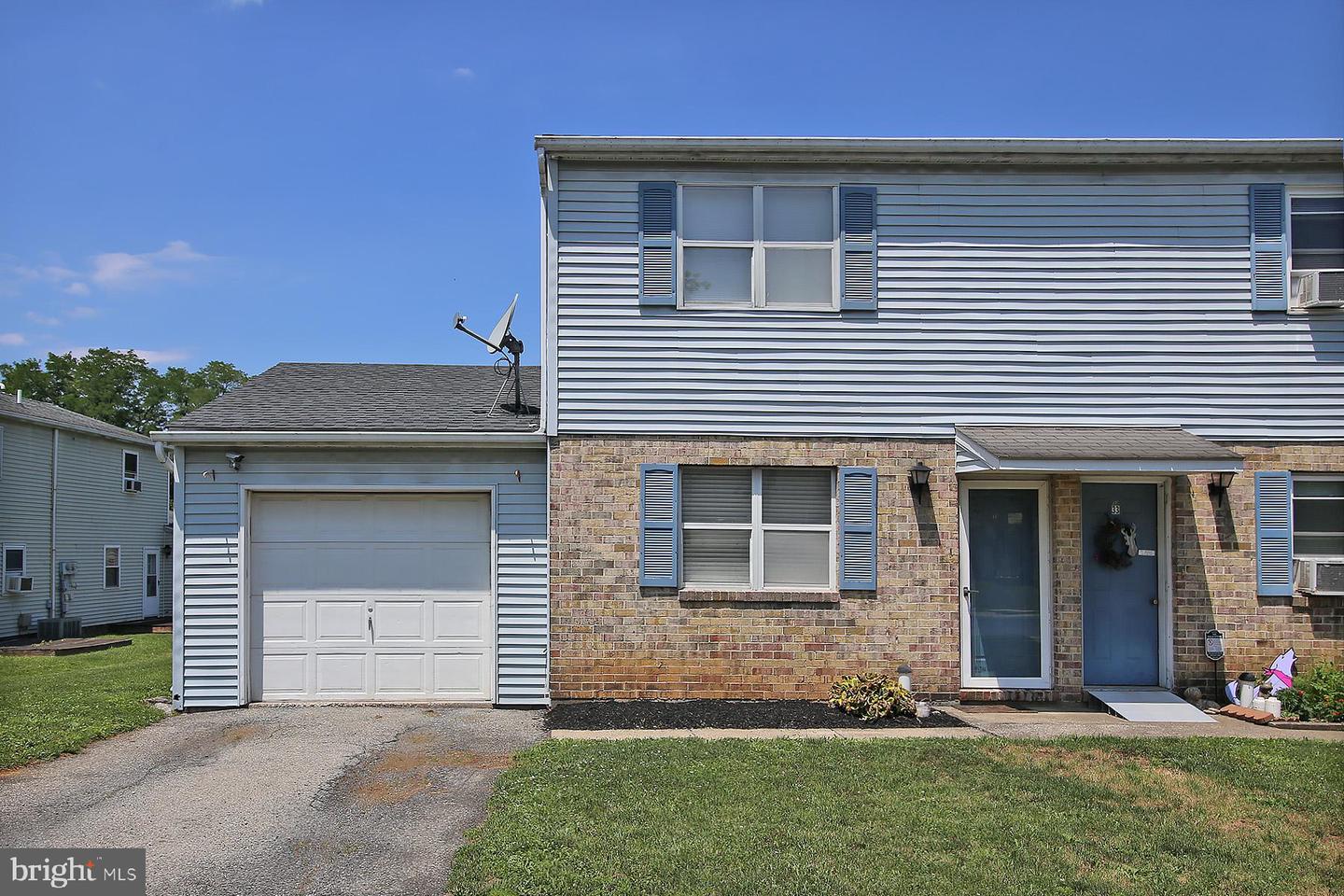 35 Walnut Mill Ln Property Photo 1