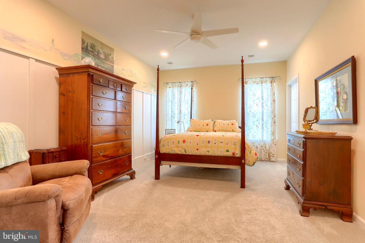 709 Jeffsu Ln Property Photo 23
