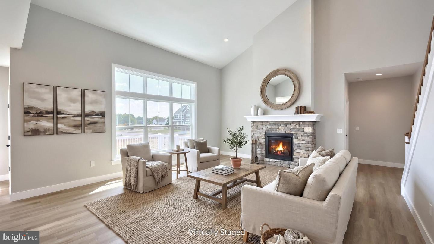 600 Sunset Blvd Property Photo 3