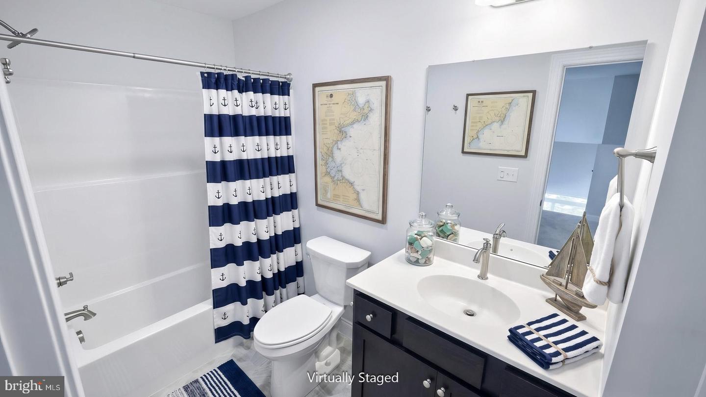 528 Winding Creek Blvd Property Photo 18