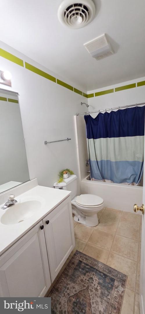 305 Catherine Ct Property Photo 25