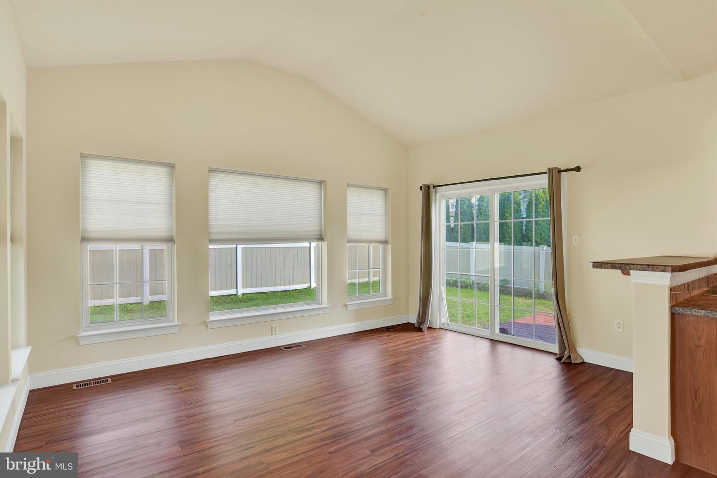 14 Sweetbriar Ln L-0010 Property Photo 6