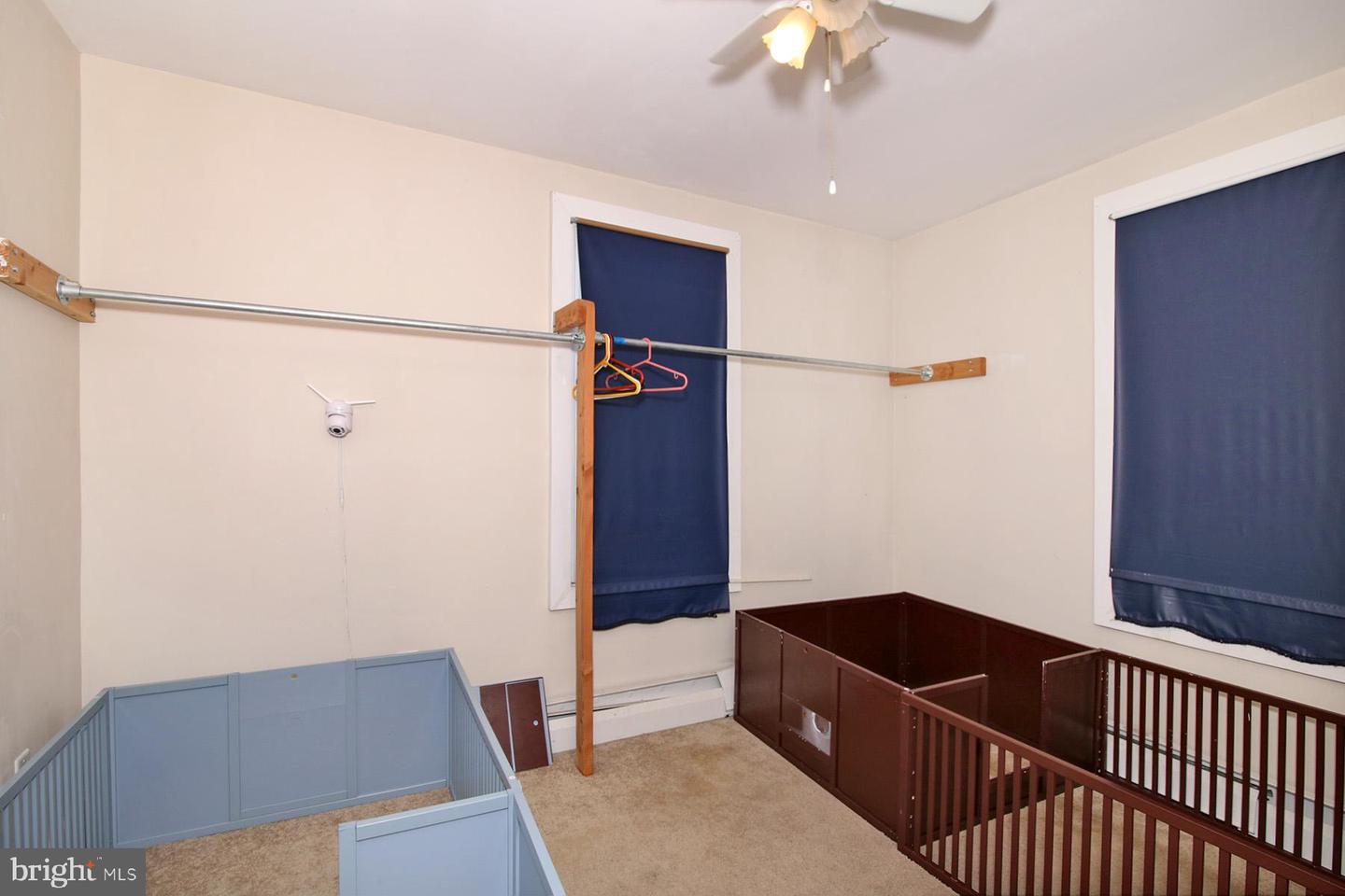 619 Noble St Property Photo 19