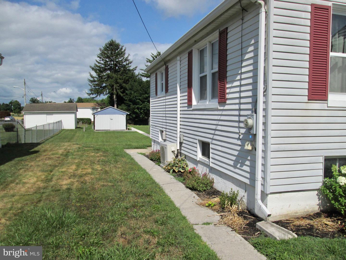 747 N Hanover St Property Photo 23