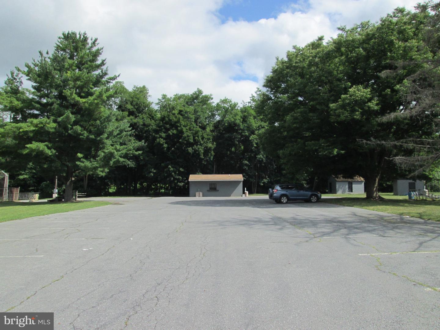 747 N Hanover St Property Photo 45