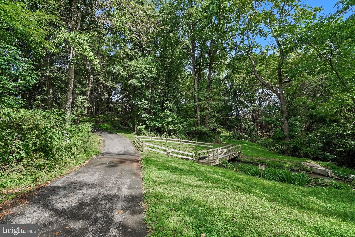 885 Mount Wilson Rd Property Photo 31