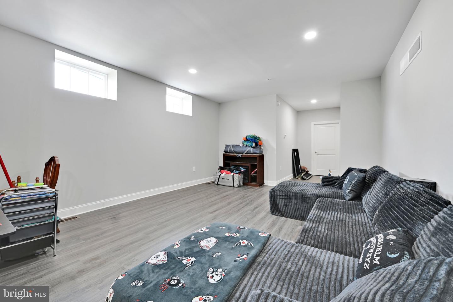 236 W Market St Property Photo 10